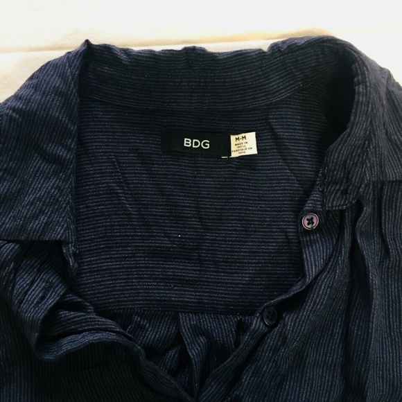 BDG Medium Shirt Navy Blue Micro Stripe Blouse Hem - Picture 6 of 8